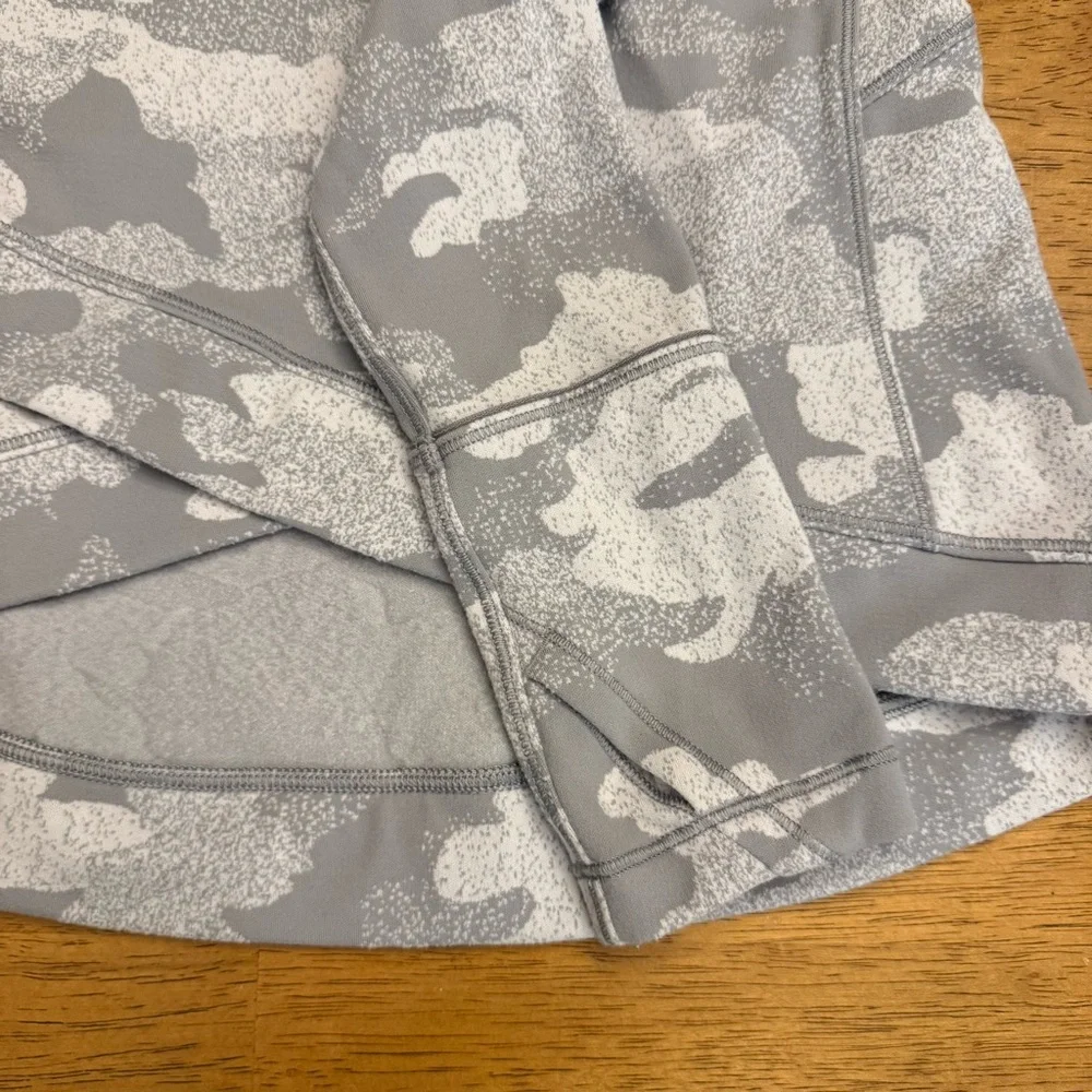 LULULEMON Close to Crossing Top Size 6 - Picture 9 of 9